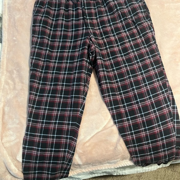 Jockey Black and Maroon Plaid Pajama Pants - Picture 1 of 2